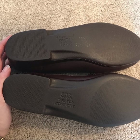 SAS Brown Women’s Loafers - Picture 5 of 7